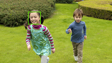 Capture the smiling face of a moving subject - AF/AE Tracking Linked
